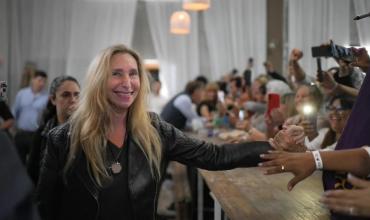 El Gobierno suspende la mesa política y se muestra con dos gobernadores aliados en una fecha clave