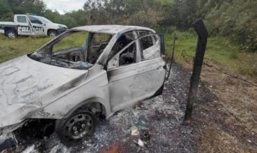 Encontraron un cuerpo calcinado dentro de un auto incendiado en Posadas