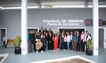 Quintela recorrió la terminal de ómnibus recuperada de Punta de los Llanos 
