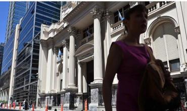 El Banco Central aceleró las compras de dólares y ya acumuló US$340 millones en octubre