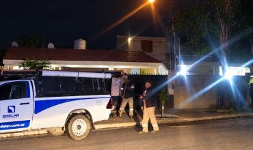 Se incendiaron cables de alta tensión en el barrio Benjamín Rincón y debió intervenir personal de Edelar