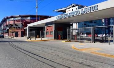 Club Lanús: un nene de 12 años se encuentra grave luego de que un arco de fútbol cayera sobre su cabeza