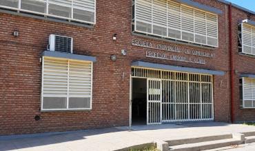 Un alumno de 14 años llevó un cuchillo a una escuela del barrio Tiro Federal