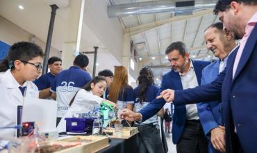 Quintela entregó los premios del concurso “Sembrando un Futuro Sostenible” a estudiantes riojanos