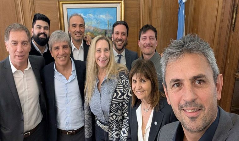 358067_1793015428.jpg