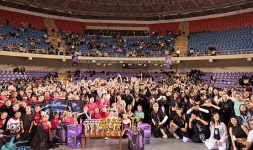 Florencia López celebró los 15 años de InterDance junto a jóvenes artistas riojanos