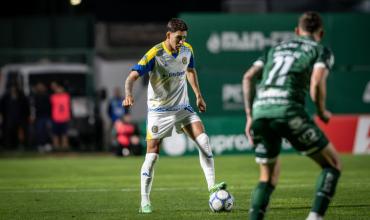 Rosario Central venció agónicamente a Sarmiento con un doblete de Gastón Ávila