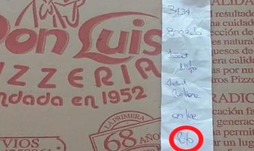 Pidió una pizza, leyó “pu...” en el ticket y denunció homofobia: la respuesta del restaurante