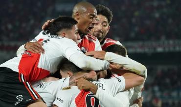 River Plate goleó con autoridad 4-0 a Colo Colo y se clasificó a los octavos de final de la Copa Libertadores