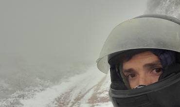 Docente riojano viajó en medio de la nieve para poder dar clases