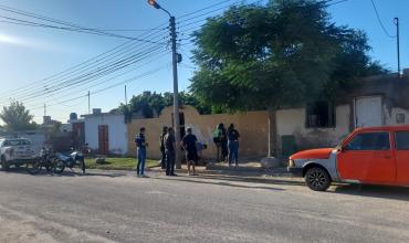 La Rioja: Jovencito robó, los vecinos lo atraparon y la policía lo entregó a la madre. Horas mas tarde, entró a robar en otra casa