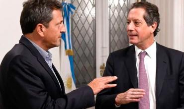 Por la caída de reservas, crece el rumor de un desdoblamiento cambiario, aunque Economía lo niega