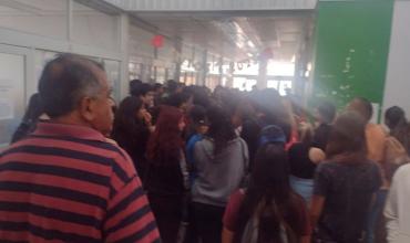 Protesta en UNLaR: Denunciaron irregularidades en el examen de ingreso en la carrera de medicina