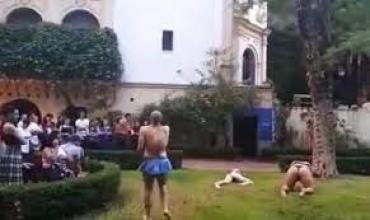 El Gobierno porteño pidió "sinceras disculpas" por el polémico espectáculo en un museo y responsabilizó a los artistas