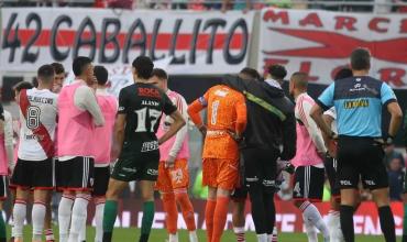 River - Defensa y Justica: Se suspendió el partido por la muerte de un hincha 