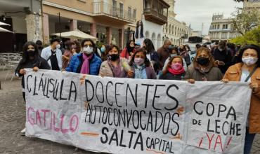 Continúan los paros y cortes en el país en busca de que escuchen a los docentes de Salta 