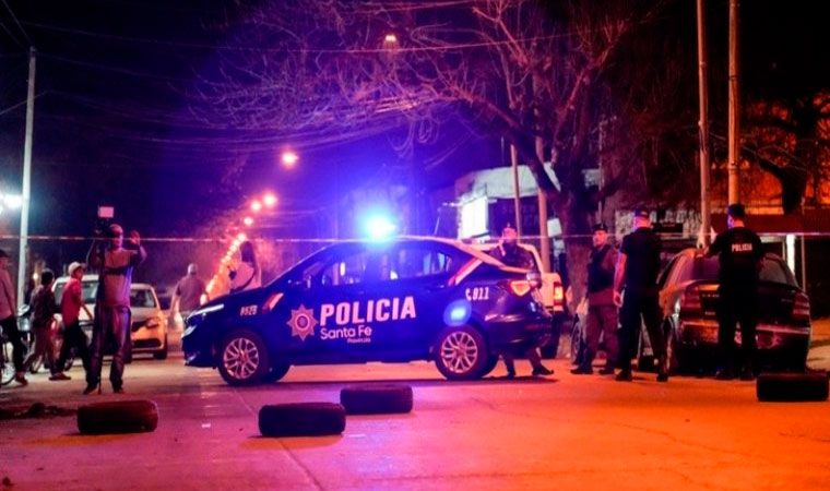Balearon una escuela en Rosario e hirieron a un niño de 6 años