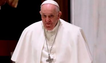 Operaron con éxito al papa Francisco de una hernia intestinal y se encuentra en buen estado