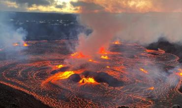 Emergencia en Hawaii: el volcán Kilauea entró en erupción y despidió ríos de lava