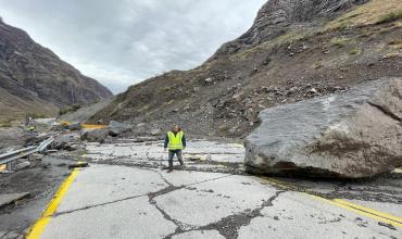 Por la nieve y la lluvia, hay 2000 camiones varados hace más de una semana en el Paso Cristo Redentor