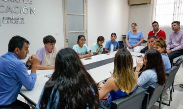 Educación hará exhaustivo relevamiento en el Colegio  N°1 para abordar en forma urgente el planteo de estudiantes