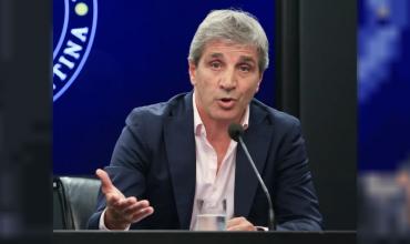 Inflación: Caputo valoró el sendero de desaceleración y el equilibrio fiscal