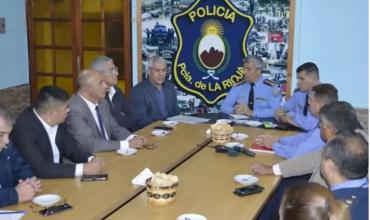 AJALaR y la Policía de la provincia clausurarán eventos de apuestas sin autorización