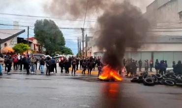 Misiones: denunciaron por "sedición" a policías que tomaron Comando Radioeléctrico
