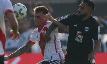 Papelón histórico: River perdió ante Riestra por la Liga Profesional y Demichelis quedó en la mira