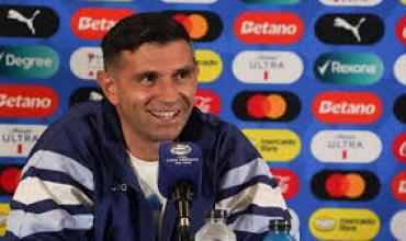 El “Dibu” Martínez ya piensa en el partido ante Brasil: “Será una final”