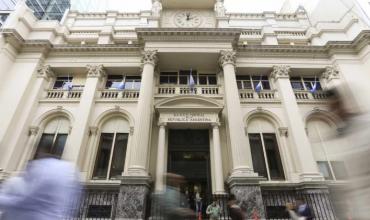 El Banco Central sigue vendiendo divisas y ya perdió más de US$ 1.300 millones en siete días