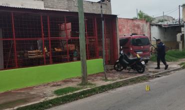 Motociclista sufrió lesiones graves tras caer en San Nicolás de Bari: no llevaba casco