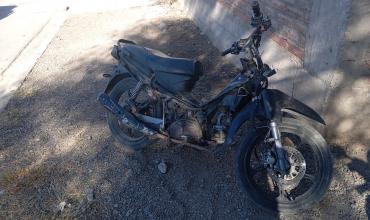 Chilecito: detienen a un hombre buscado por la Justicia y recuperan una motocicleta