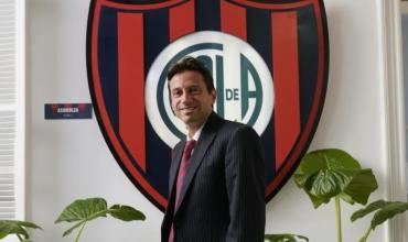 Escándalo en el fútbol argentino: una cámara oculta muestra al presidente de San Lorenzo recibiendo dólares