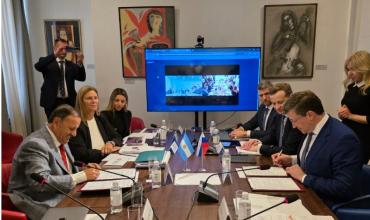 Ricardo Quintela visitó Rusia y selló un acuerdo de cooperación con la región de Nizhny Novgorod