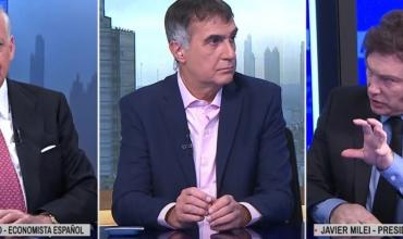 Milei fue de sorpresa a un canal de TV y aseguró: “El ajuste es popular, porque baja la inflación”