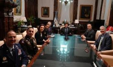 Visita del norte: Javier Milei se reunió en Casa Rosada con el jefe del Comando Sur de Estados Unidos