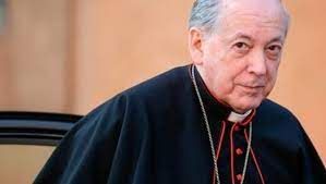 Piden que el Vaticano prohíba el ingreso al cónclave a un cardenal acusado de abusos