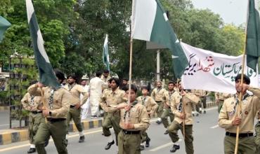 Combates nocturnos entre India y Pakistán rompen el alto el fuego entre las dos potencias nucleares