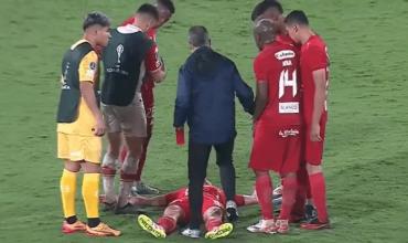 Preocupación por Luis Ramos: un golpe en la cabeza lo dejó inconsciente durante el partido ante Huracán