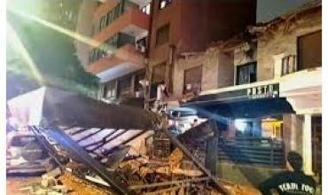 Derrumbe en un bar de Córdoba: colapsó un techo en Güemes y hay varios heridos