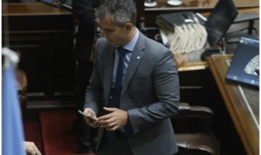 Jalil, Zamora y Llaryora voltearon la sesión para subir las jubilaciones