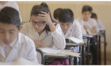 Una influyente ONG pone en duda que solo destinar más plata a educación le levanta la puntería