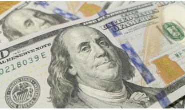 Tras anunciarse el nuevo blanqueo, baja el dólar y sigue estable el riesgo país