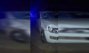 Chilecito: Camioneta chocó contra un caballo suelto y provocó daños materiales