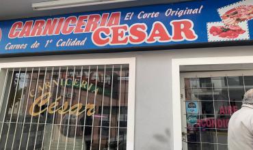 Roban medio millón de pesos en una carnicería del centro de La Rioja