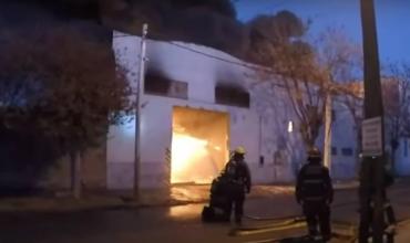 Incendio en una fábrica de plásticos en San Justo