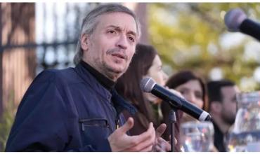 Máximo Kirchner le tira dardos a Kicillof y reclama unidad "sin atajos"