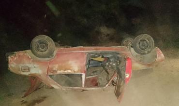 Sanagasta: volcó un auto y el conductor dio alcoholemia positiva