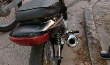 Catamarca: Motos con escape libre no podrán cargar combustible